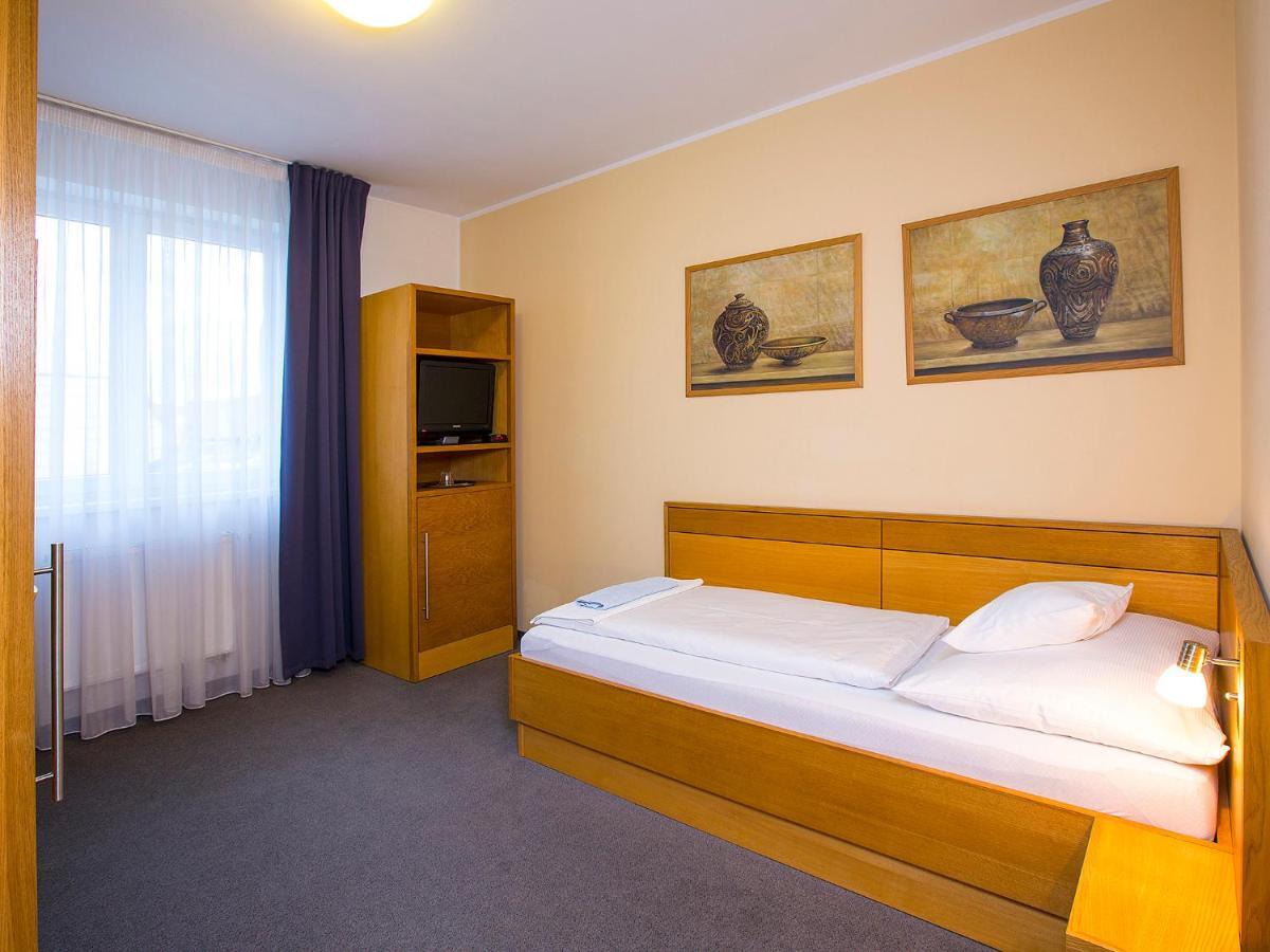 Hotel Trend Plzen Phòng bức ảnh